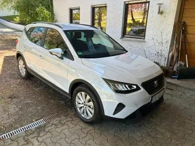 Neu Seat Arona 115 PS (84 kW) 2025 Weiß SUV