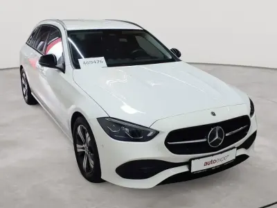 Gebraucht Mercedes C200 204 PS (150 kW) 2023 Polarweiß Kombi