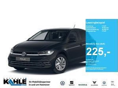 Neu VW Polo Comfortline 116 PS (85 kW) 2026 Schwarz (deep black perleffekt) Kleinwagen