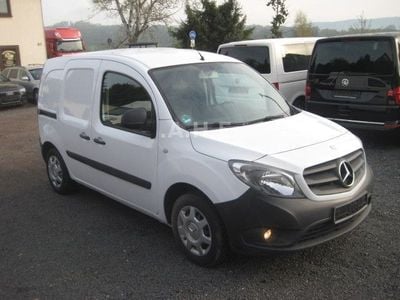Mercedes Citan 109