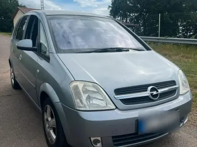 Gebraucht Opel Meriva Cosmo 101 PS (74 kW) 2006 Silber Van / Kleinbus