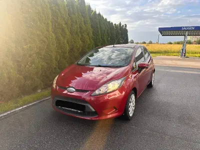 Gebraucht Ford Fiesta 60 PS (44 kW) 2009 Rot Kleinwagen