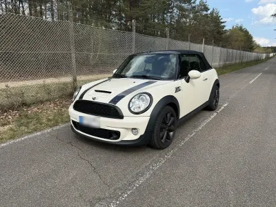 Gebraucht Mini Cooper S Cabriolet 184 PS (135 kW) 2011 Beige Cabrio