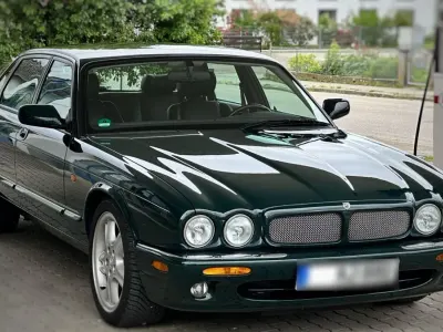 Używany Jaguar XJR 363 KM (266 kW) 1998 Zielony Sedan/Limuzyna