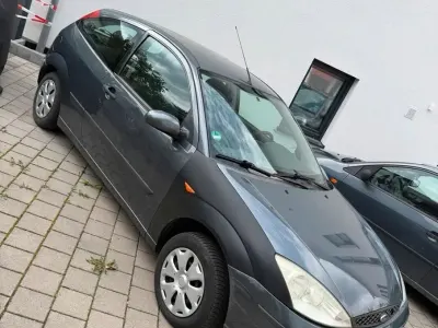 Gebraucht Ford Focus 101 PS (74 kW) 2004 Grau Coupé