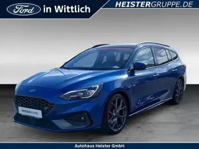Używany Ford Focus ST 280 KM (205 kW) 2021 Niebieski Sedan/Limuzyna