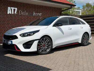 Używany Kia ProCeed GT 204 KM (150 kW) 2024 Biały Kombi
