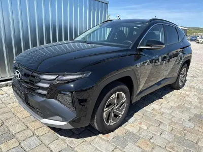 Neu Hyundai Tucson 160 PS (117 kW) 2025 Abyss black SUV