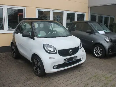 Gebraucht Smart ForTwo Cabrio Passion 60 kW (82 PS) 2017 Schwarz Cabrio