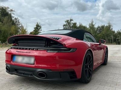 Porsche 911 Carrera GTS
