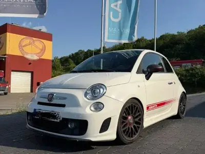 Gebraucht Abarth 500 135 PS (99 kW) 2008 Weiß Kleinwagen