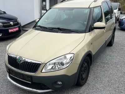 Brugt Skoda Roomster Scout 105 HK (77 kW) 2011 Beige Stationcar