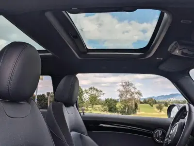 Gebraucht Mini Cooper SE 135 kW (184 PS) 2022 Schwarz Kleinwagen