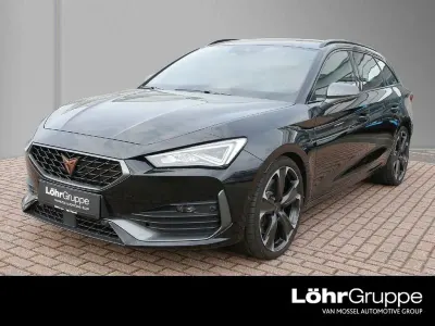 Używany Cupra Leon VZ 310 KM (228 kW) 2024 Czarny Sedan/Limuzyna