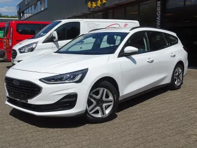 Gebraucht Ford Focus Cool & Connect 101 PS (74 kW) 2022 Weiß