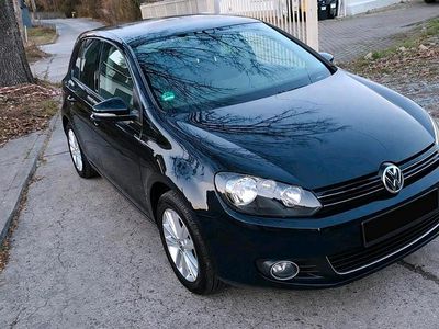 Gebraucht VW Golf VI 117 PS (86 kW) 2011 Schwarz Kleinwagen
