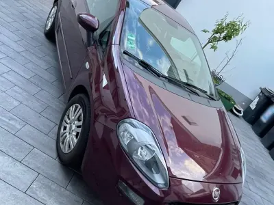 Usata Fiat Punto 84 CV (61 kW) 2013 Andere farben Utilitaria