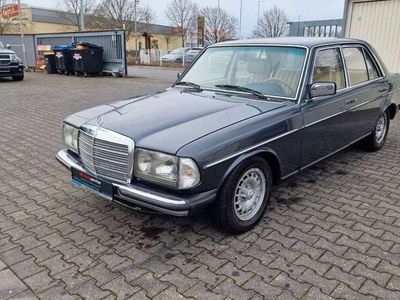 gebraucht Mercedes 230 W123/AUTOMATIK/SCHEIBEDACH/H ZULASSUNG