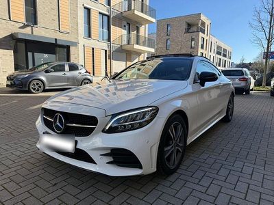 Gebraucht Mercedes C220 AMG line 194 PS (142 kW) 2018 Weiß Coupé