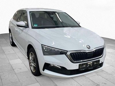 Gebraucht Skoda Scala Style 116 PS (85 kW) 2020 Weiß Kleinwagen