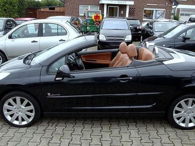 Gebraucht Peugeot 207 CC Sport 109 PS (80 kW) 2008 Schwarz Cabrio