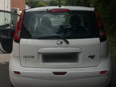 Gebraucht Nissan Note 88 PS (64 kW) 2009 Weiß Kleinwagen