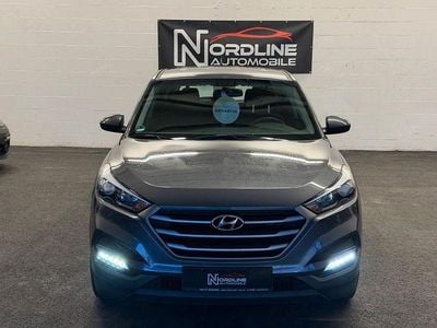 Grau Gebraucht 2016 Hyundai Tucson Classic SUV | 11.895 € (Fairer Preis)