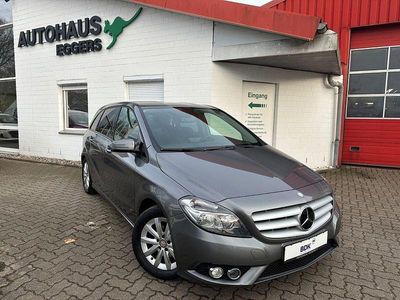 Gebraucht Mercedes B180 122 PS (89 kW) 2012 Grau Van / Kleinbus