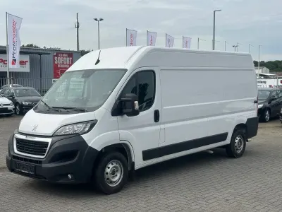 Gebraucht Peugeot Boxer 140 PS (102 kW) 2022 Weiß Van