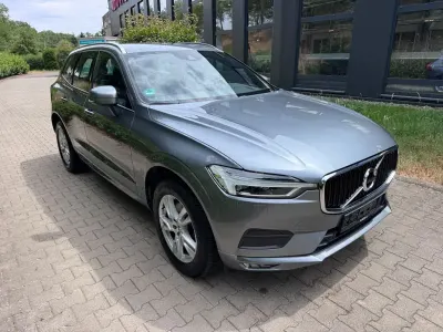 Gebraucht Volvo XC60 Momentum 190 PS (139 kW) 2018 Grau SUV