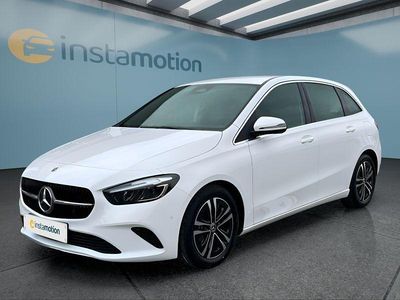 Gebraucht Mercedes B180 136 PS (100 kW) 2025 Weiß Van / Kleinbus