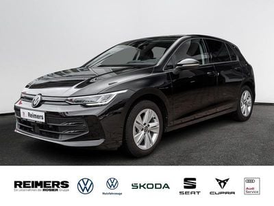 Gebraucht VW Golf VIII Life 150 PS (110 kW) 2024 Schwarz Limousine