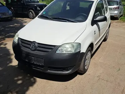 Gebraucht VW Fox 55 PS (40 kW) 2006 Weiß Kleinwagen