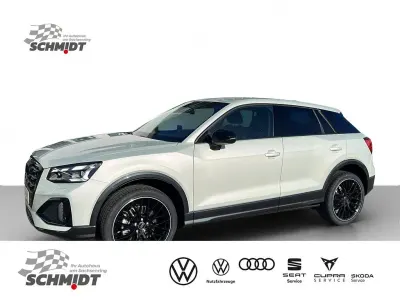 Neu Audi Q2 Advanced 150 PS (110 kW) 2025 Tausilber metallic SUV