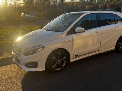 Usata Mercedes B200 Urban 156 CV (114 kW) 2014 Bianco Monovolume