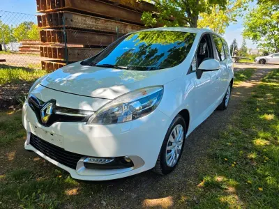 Gebraucht Renault Scénic III Dynamique 110 PS (80 kW) 2014 Weiß SUV