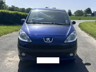Gebraucht Peugeot 1007 Filou 88 PS (64 kW) 2007 Blau Van / Kleinbus