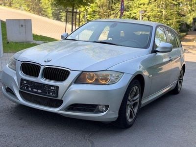 Second-hand BMW 318 Lifestyle 143 CP (105 kW) 2010 Argintiu Break