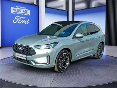 Neu Ford Kuga ST-Line X 186 PS (136 kW) 2025 Solar silver metallic SUV
