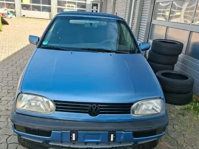 Gebraucht VW Golf Cabriolet 74 PS (54 kW) 1996 Blau Cabrio