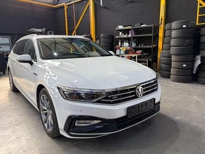 Gebraucht VW Passat Elegance 190 PS (139 kW) 2020 Pure white Kombi