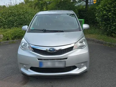 Gebraucht Subaru Trezia Active 90 PS (66 kW) 2012 Grau Kleinwagen
