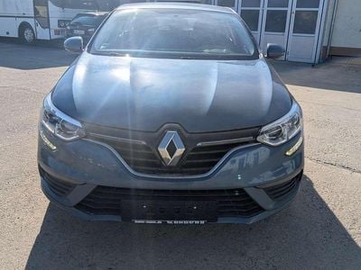 Gebraucht Renault Mégane GrandTour Experience 101 PS (74 kW) 2017 Berlinblau Kombi