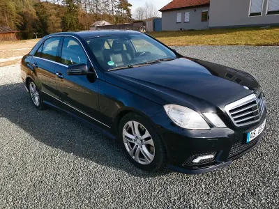 Używany Mercedes E350 AMG line 292 KM (214 kW) 2009 Czarny Sedan/Limuzyna