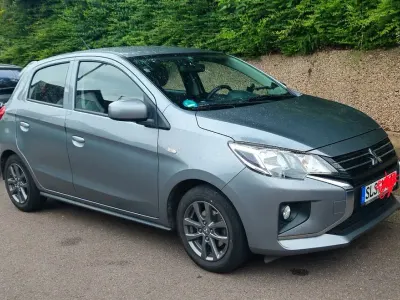 Gebraucht Mitsubishi Space Star Spirit 71 PS (52 kW) 2021 Schwarz Kleinwagen