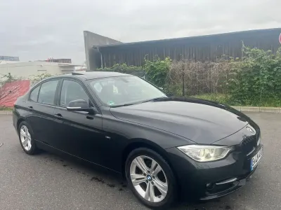 Gebraucht BMW 320 Sport Line 184 PS (135 kW) 2012 Schwarz Limousine