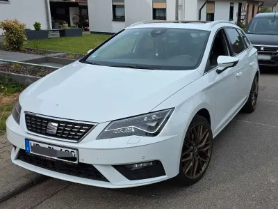 Usata Seat Leon ST XCELLENCE 150 CV (110 kW) 2017 Bianco Station wagon