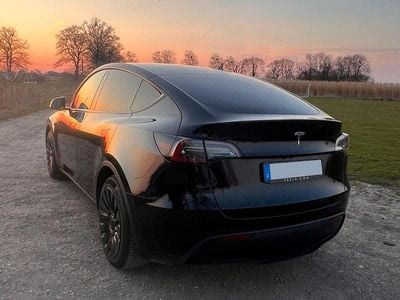 Usado Tesla Model Y RWD 220 kW (300 HP) 2023 Preto SUV