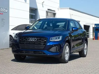 Neu Audi Q2 Advanced Plus 150 PS (110 kW) 2026 Blau SUV