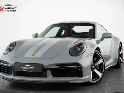Usata Porsche 992 Sport 551 CV (405 kW) 2023 Grigio Coupé